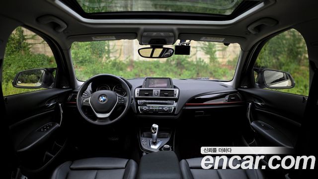 BMW 1 Series (F20) 118d Sport 5Door 2016 — фото 15