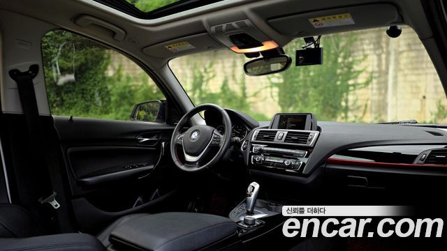 BMW 1 Series (F20) 118d Sport 5Door 2016 — фото 16