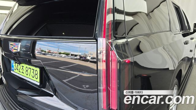Cadillac Escalade (V) 6.2 ESV ESV Sports Platinum 2026 — фото 23