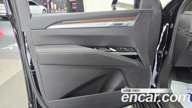 Cadillac Escalade (V) 6.2 ESV ESV Sports Platinum 2026 — фото 24