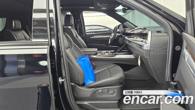 Cadillac Escalade (V) 6.2 ESV ESV Sports Platinum 2026 — фото 26