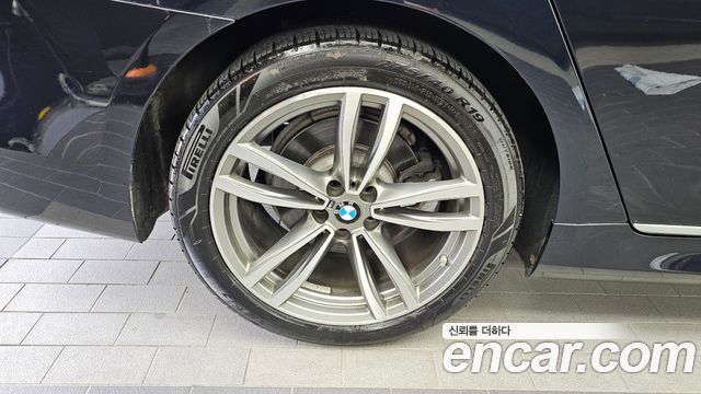 BMW 7 Series (G11) 730d xDrive M Sport 2017 — фото 5