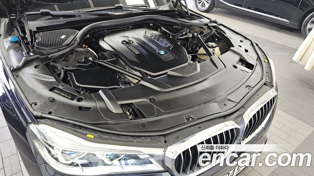 BMW 7 Series (G11) 730d xDrive M Sport 2017 — фото 6