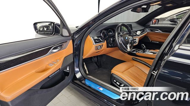 BMW 7 Series (G11) 730d xDrive M Sport 2017 — фото 10