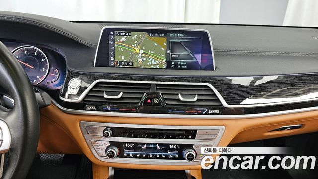 BMW 7 Series (G11) 730d xDrive M Sport 2017 — фото 14