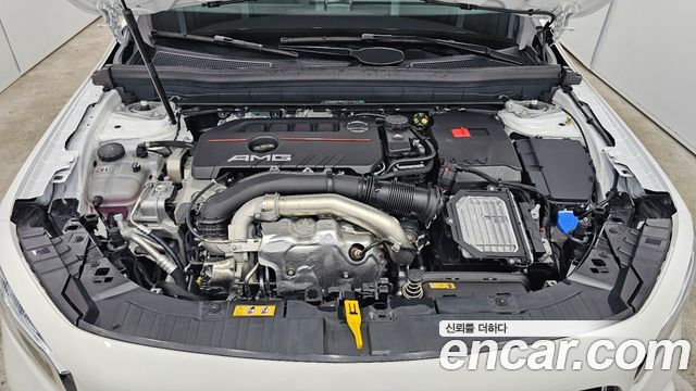 Mercedes-Benz GLB-Class (X247) AMG GLB35 4MATIC 2026 — фото 6