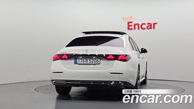Mercedes-Benz E-Class (W214) E200 Avantgarde 2025 — фото 4