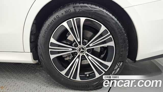 Mercedes-Benz E-Class (W214) E200 Avantgarde 2025 — фото 21