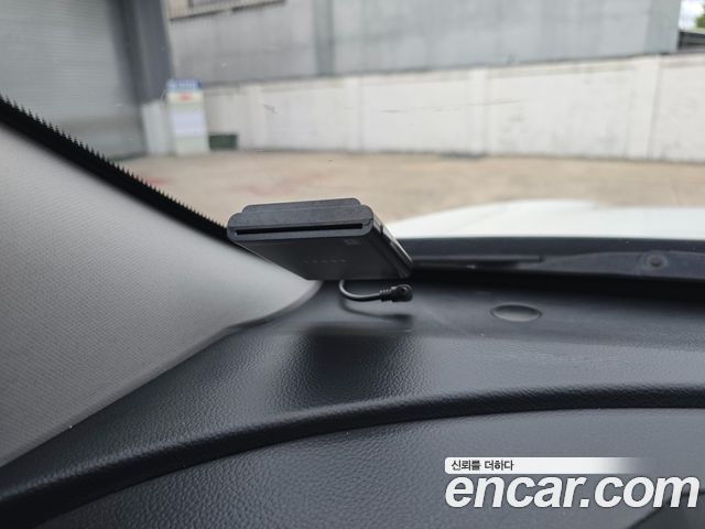 KG Mobility (SsangYong) Tivoli Air Diesel IX 2WD 2017 — фото 20