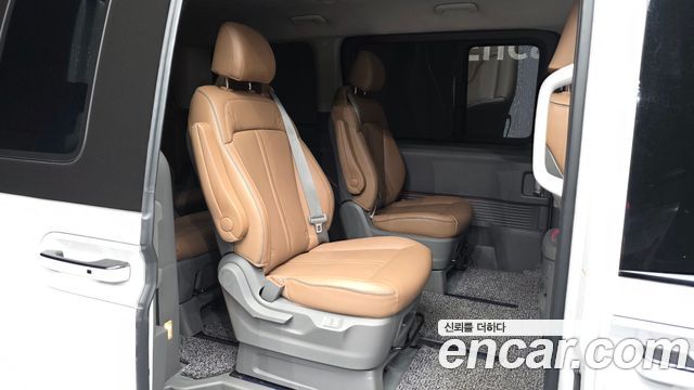 Hyundai Staria Lounge 9-Seater Inspiration 2022 — фото 12