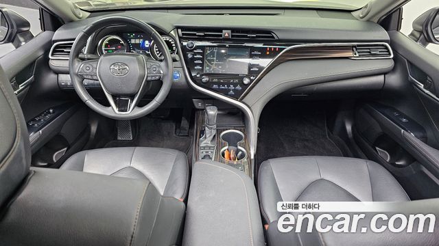 Toyota Camry (XV70) 2.5 XLE Hybrid 2018 — фото 7
