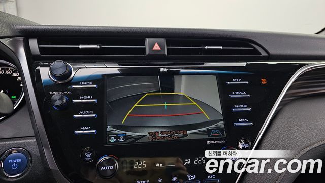 Toyota Camry (XV70) 2.5 XLE Hybrid 2018 — фото 14