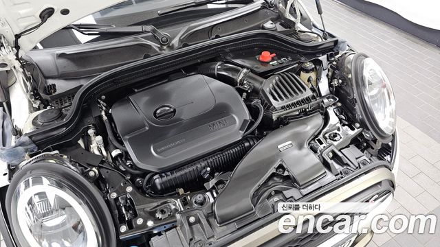 MINI Cooper S Convertible Resolute Edition 3rd Gen 2024 — фото 6