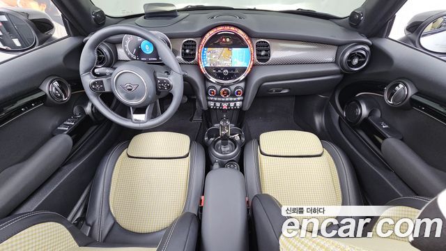 MINI Cooper S Convertible Resolute Edition 3rd Gen 2024 — фото 7