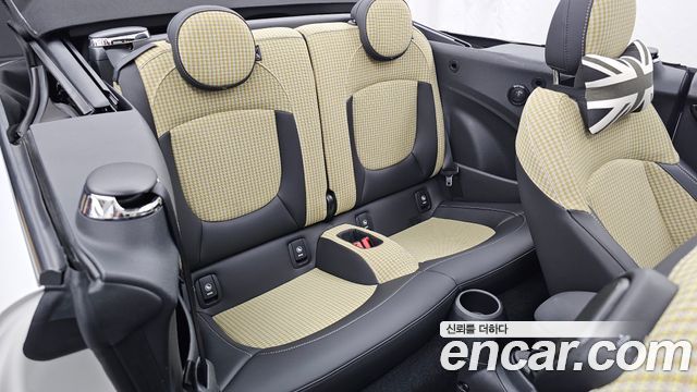 MINI Cooper S Convertible Resolute Edition 3rd Gen 2024 — фото 12