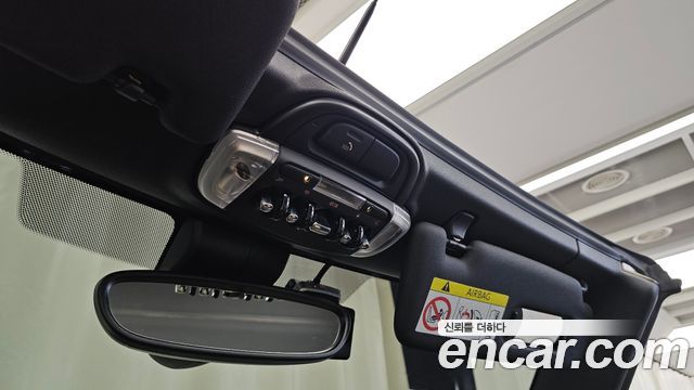 MINI Cooper S Convertible Resolute Edition 3rd Gen 2024 — фото 17