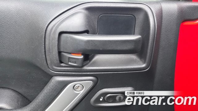 Jeep Wrangler (JK) 3.6 Rubicon 2Door 2016 — фото 15