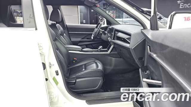 KG Mobility (SsangYong) Torres Gasoline 1.5 2WD T5 2023 — фото 11