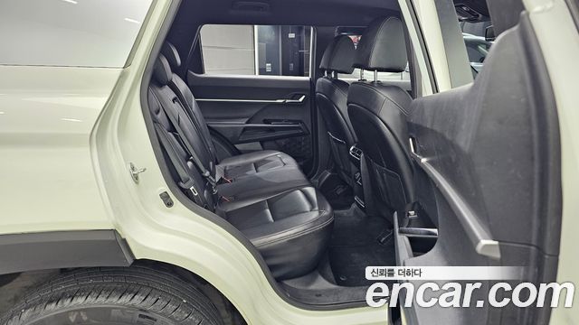KG Mobility (SsangYong) Torres Gasoline 1.5 2WD T5 2023 — фото 12