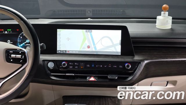 Kia K8 3.5 Gasoline 4WD Platinum 2022 — фото 13