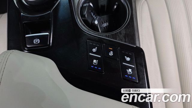 Kia K8 3.5 Gasoline 4WD Platinum 2022 — фото 20