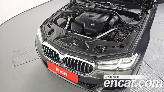 BMW 5 Series (G30) 520i M Sport 2021 — фото 6