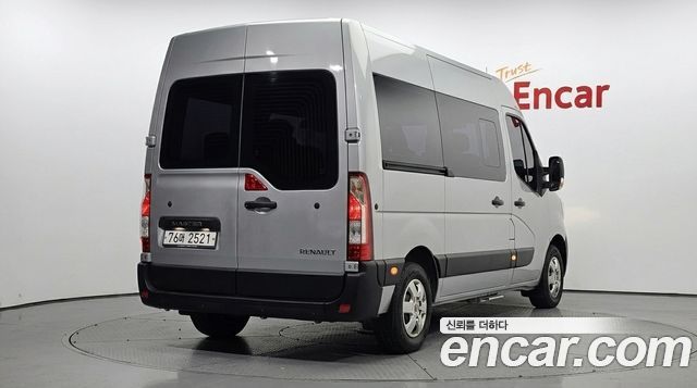 Renault Korea Master 2.3 15-Seater 2020 — фото 2