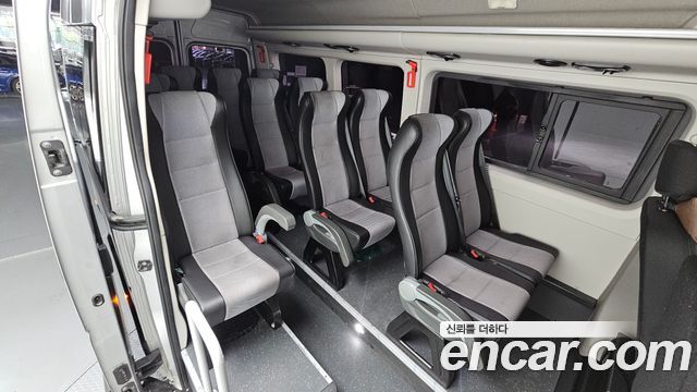 Renault Korea Master 2.3 15-Seater 2020 — фото 30