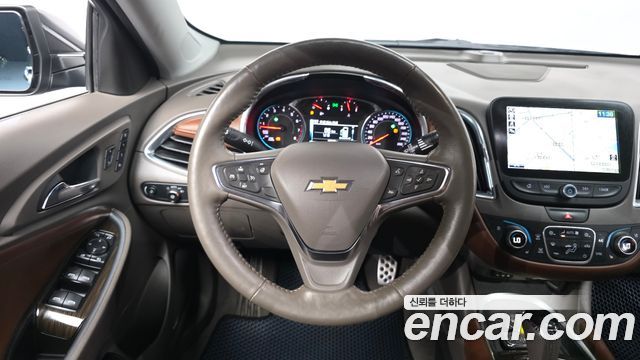 Chevrolet Malibu 1.5 Turbo LTZ 2017 — фото 13