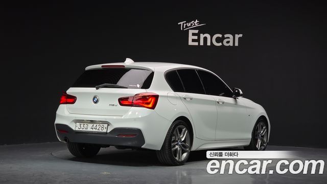 BMW 1 Series (F20) 118d M Sport Shadow 5 Door 2018 — фото 2