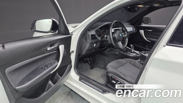 BMW 1 Series (F20) 118d M Sport Shadow 5 Door 2018 — фото 10