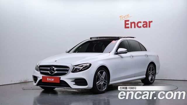 Mercedes-Benz E-Class (W213) E300 4MATIC AMG Line 2020 — фото 1