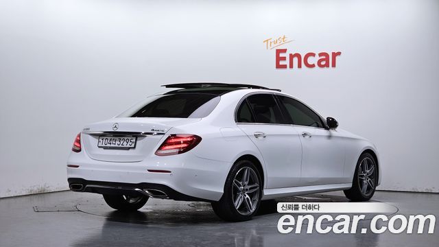 Mercedes-Benz E-Class (W213) E300 4MATIC AMG Line 2020 — фото 2