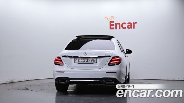 Mercedes-Benz E-Class (W213) E300 4MATIC AMG Line 2020 — фото 4