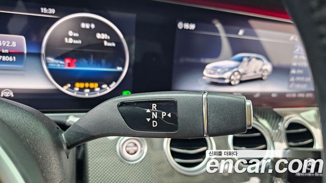 Mercedes-Benz E-Class (W213) E300 4MATIC AMG Line 2020 — фото 9