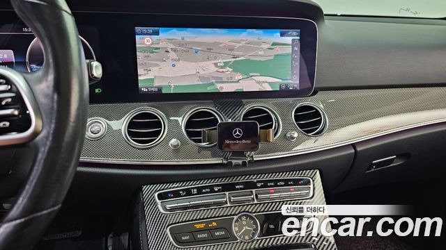 Mercedes-Benz E-Class (W213) E300 4MATIC AMG Line 2020 — фото 18