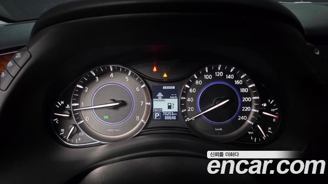 Infiniti QX80 5.6 AWD 2015 — фото 8