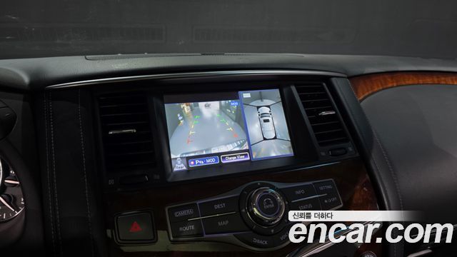 Infiniti QX80 5.6 AWD 2015 — фото 15