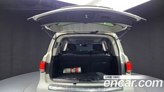 Infiniti QX80 5.6 AWD 2015 — фото 20