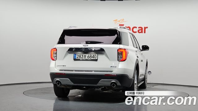 Ford Explorer (VI) 2.3 LimIted 4WD 2021 — фото 4