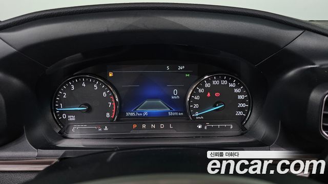 Ford Explorer (VI) 2.3 LimIted 4WD 2021 — фото 8