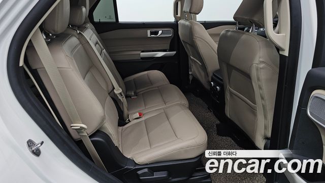 Ford Explorer (VI) 2.3 LimIted 4WD 2021 — фото 11