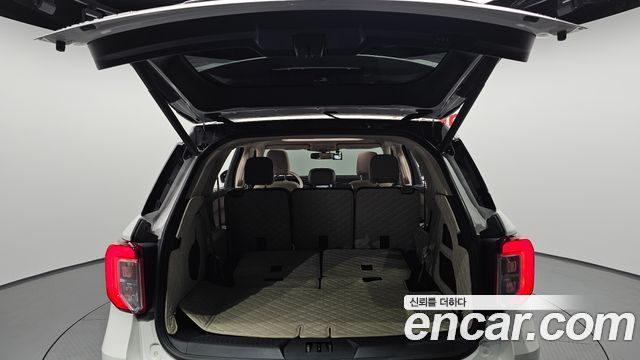 Ford Explorer (VI) 2.3 LimIted 4WD 2021 — фото 20
