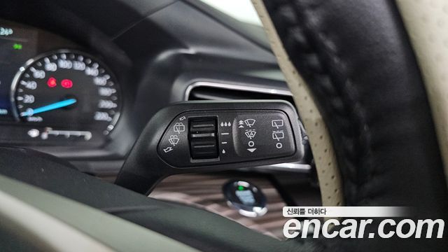 Ford Explorer (VI) 2.3 LimIted 4WD 2021 — фото 30