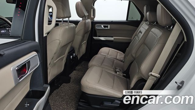 Ford Explorer (VI) 2.3 LimIted 4WD 2021 — фото 31