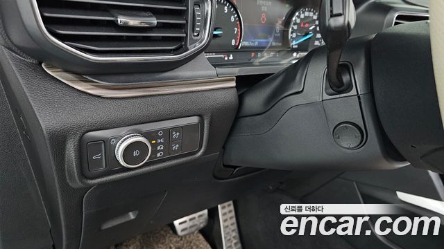 Ford Explorer (VI) 2.3 LimIted 4WD 2021 — фото 32