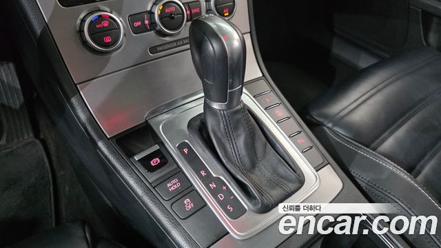 Volkswagen CC 2.0 TDI BlueMotion R-Line 2015 — фото 9
