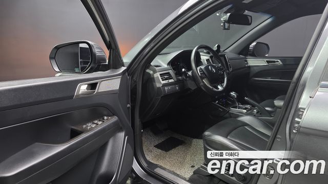 KG Mobility (SsangYong) Rexton Sports Khan Diesel 2.2 4WD Professional X (5-Link) 2019 — фото 10