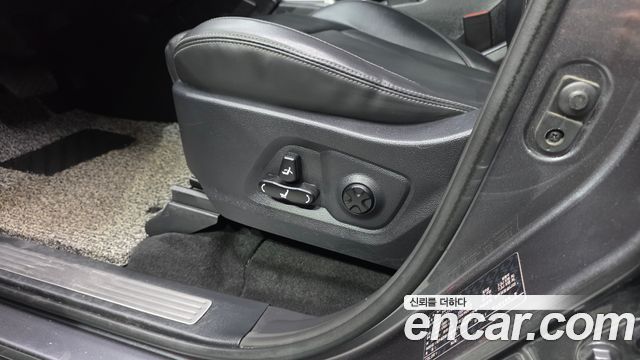 KG Mobility (SsangYong) Rexton Sports Khan Diesel 2.2 4WD Professional X (5-Link) 2019 — фото 17