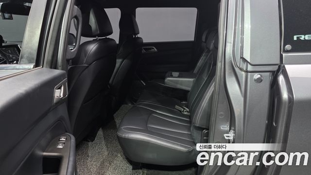 KG Mobility (SsangYong) Rexton Sports Khan Diesel 2.2 4WD Professional X (5-Link) 2019 — фото 26